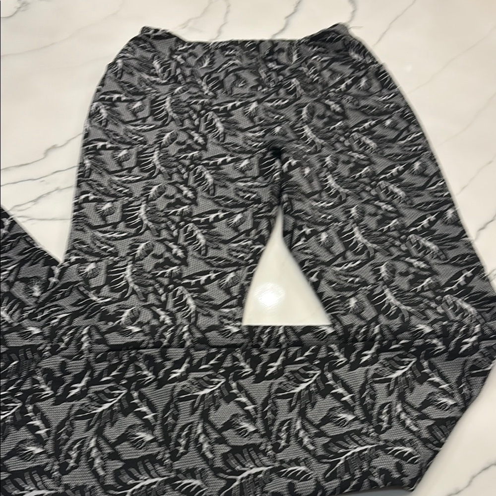 Kokoon Black and Gray Straight Leg Pants - small